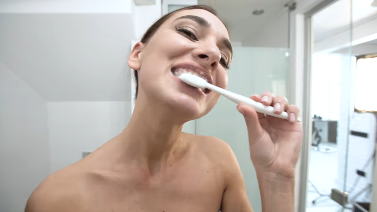 Important Oral Care Habits for Women